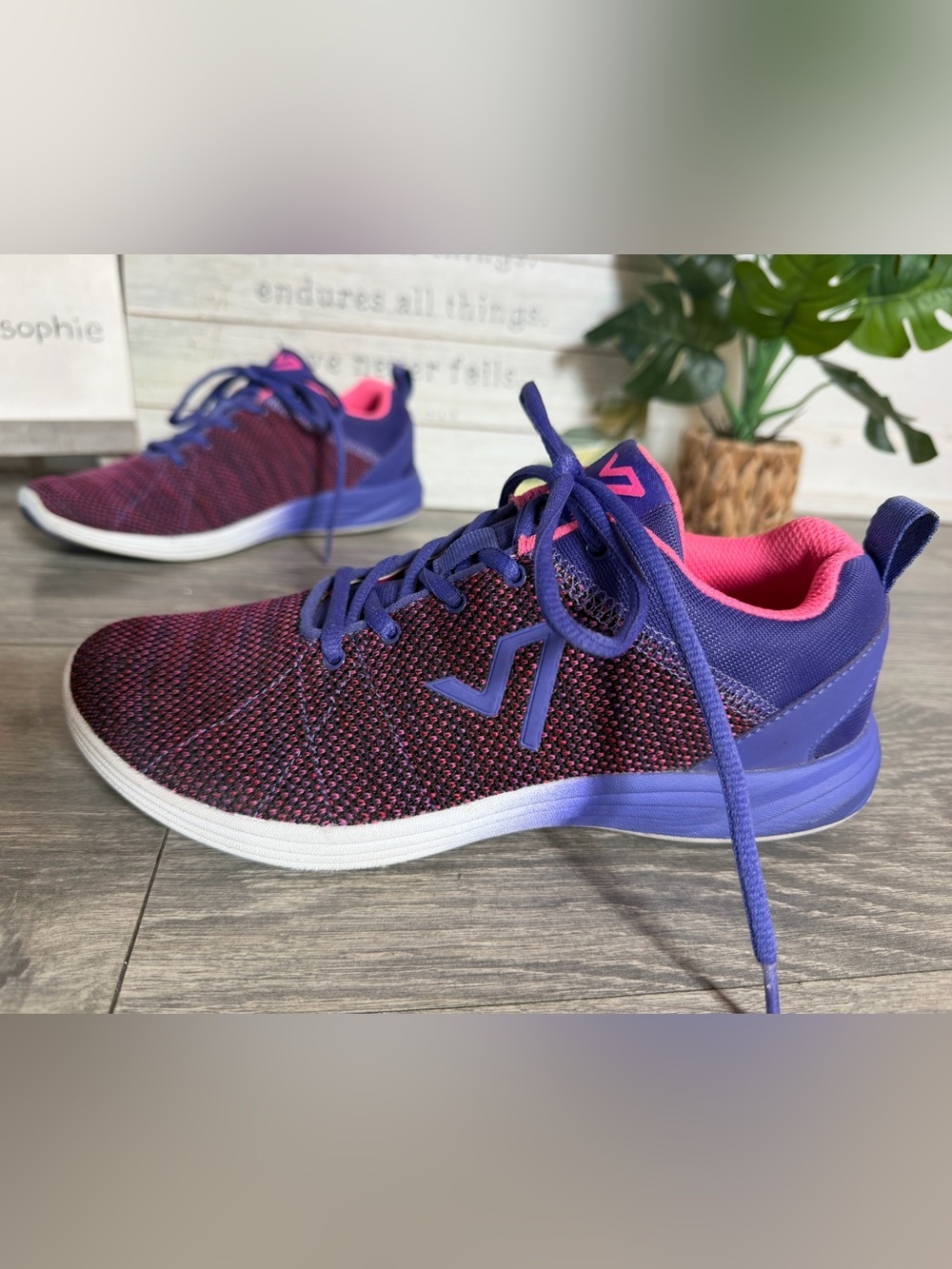 Vionic Adley Purple & Pink Knit Athletic Sneakers Lightweight Comfort. Size 7